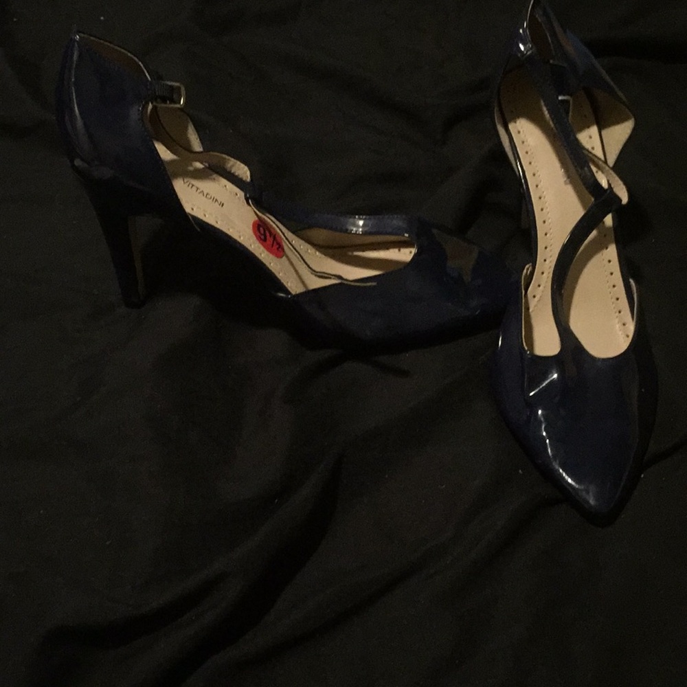 Brand new Adrienne vittadinj